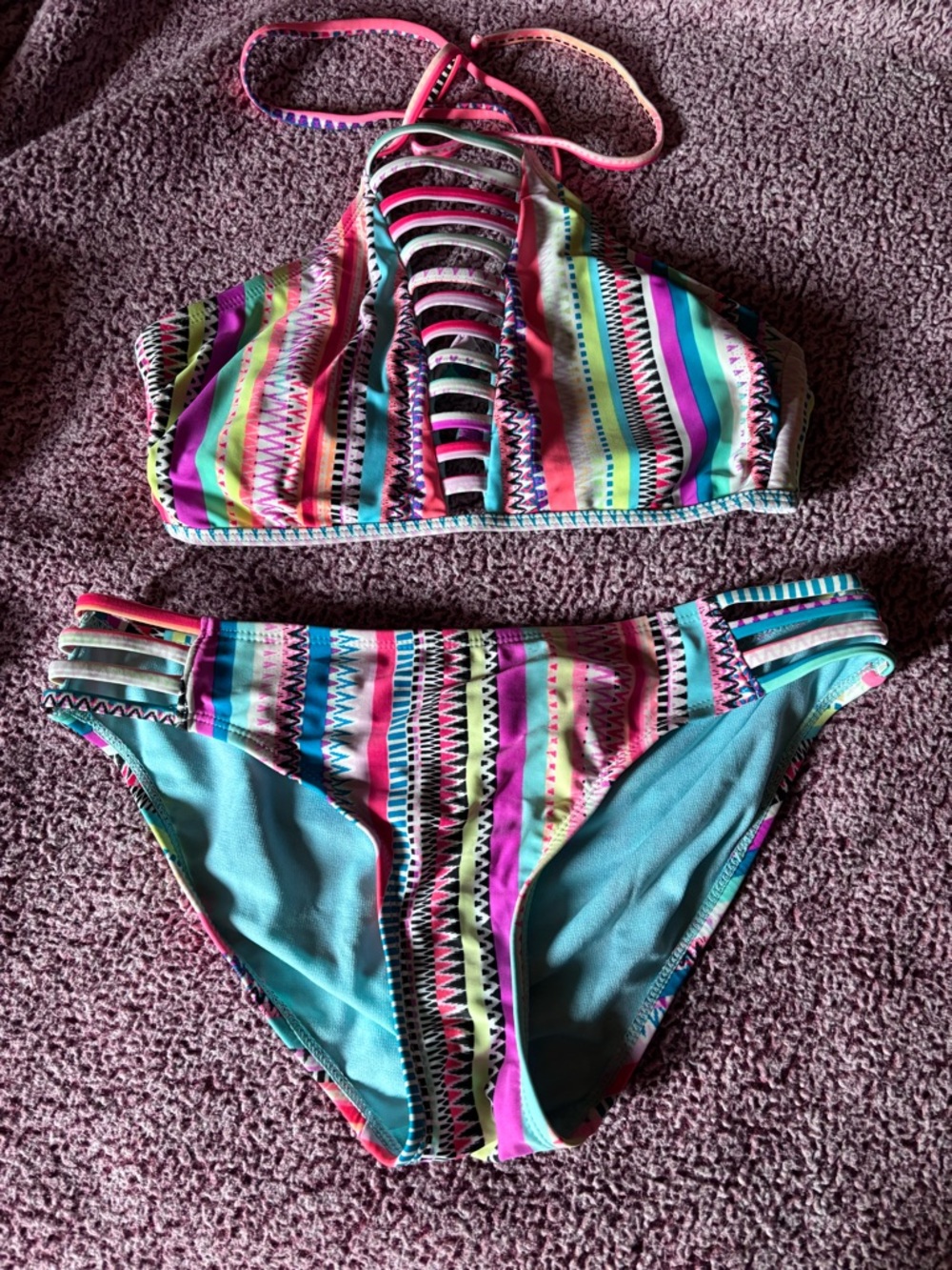 Women’s swim suit